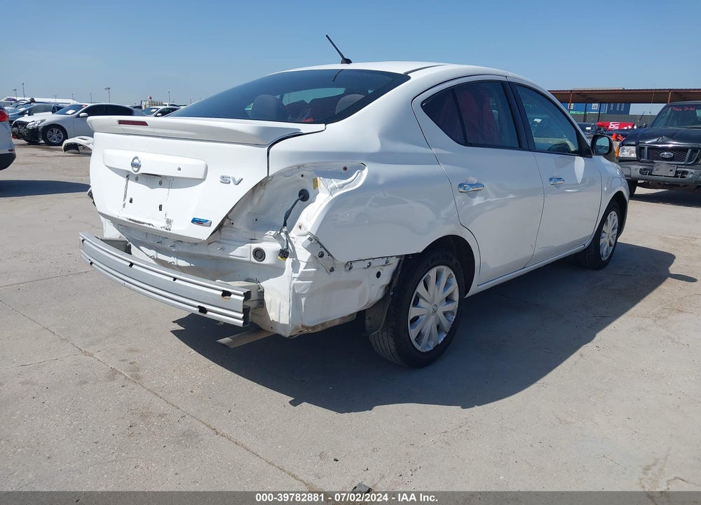 2014 NISSAN VERSA 1.6 SV VIN: 3N1CN7AP2EL833542