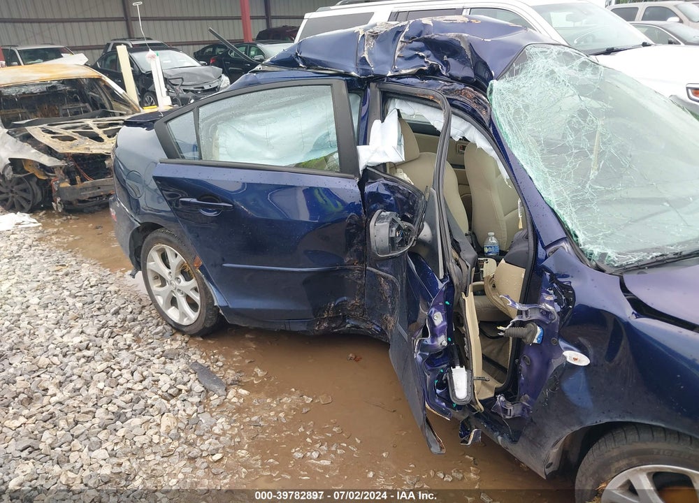 2009 MAZDA 3 I VIN: JM1BK32F091239691
