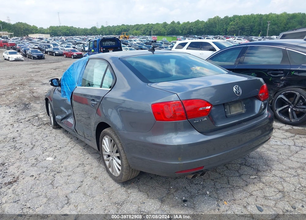 2011 VOLKSWAGEN JETTA 2.5L SEL VIN: 3VWLZ7AJXBM374180