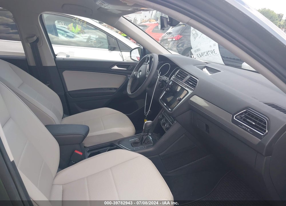 2021 VOLKSWAGEN TIGUAN 2.0T SE/2.0T SE R-LINE BLACK/2.0T SEL VIN: 3VV3B7AXXMM038304