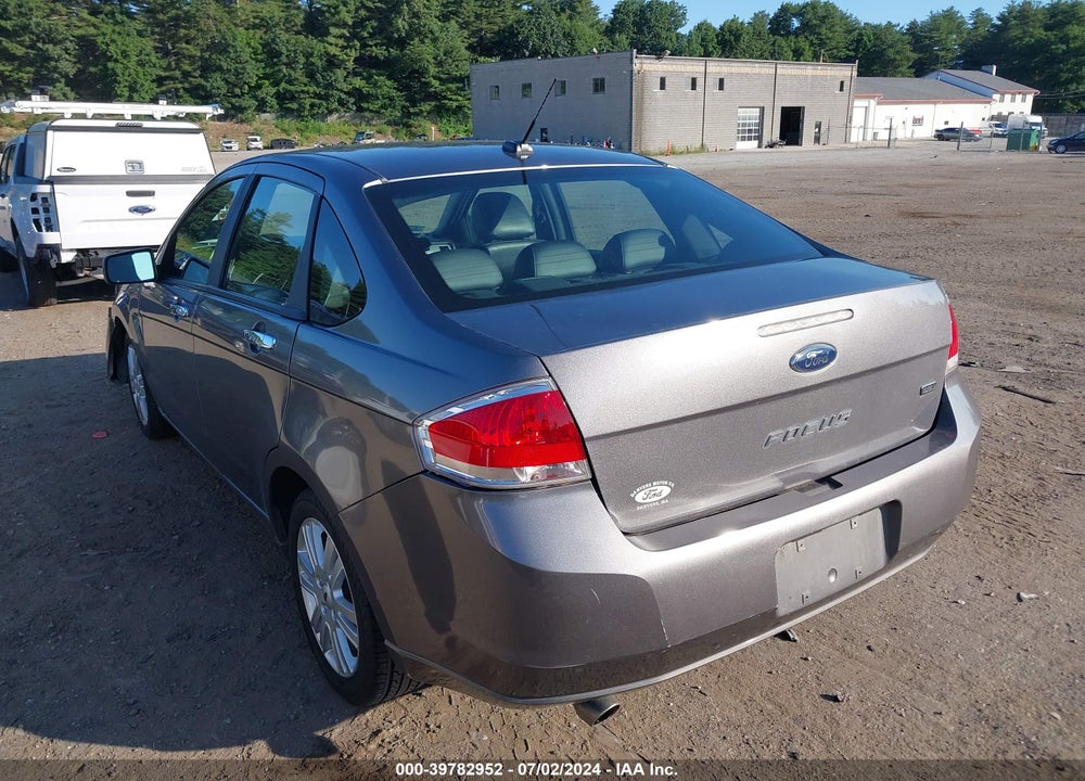 2011 FORD FOCUS SEL VIN: 1FAHP3HN8BW172220