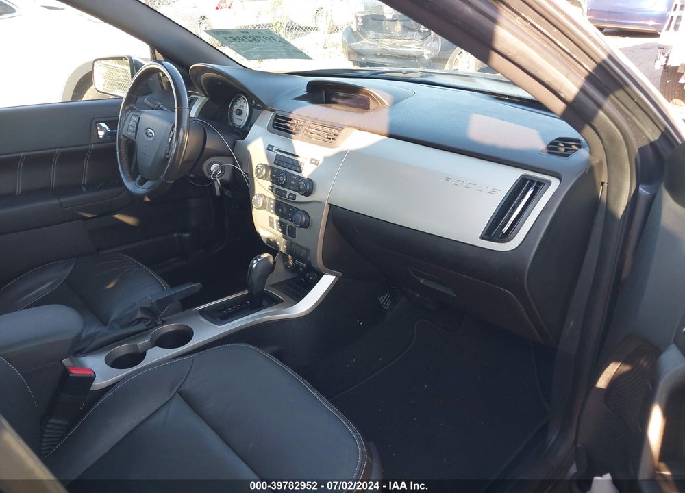 2011 FORD FOCUS SEL VIN: 1FAHP3HN8BW172220