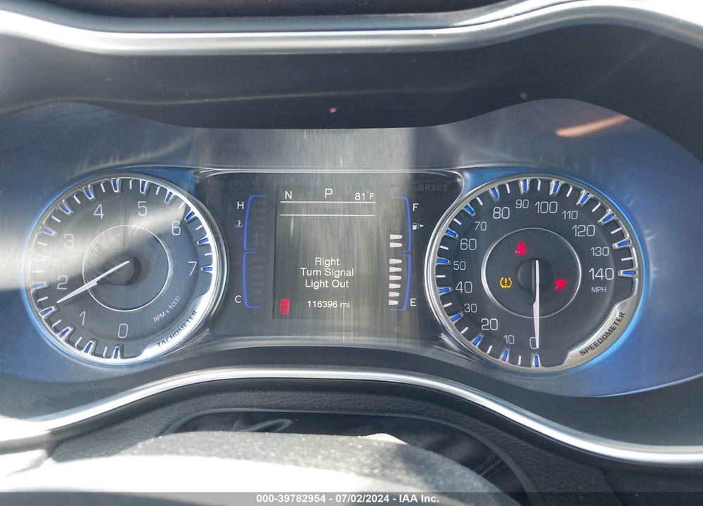 2016 CHRYSLER 200 LIMITED VIN: 1C3CCCAB2GN120437