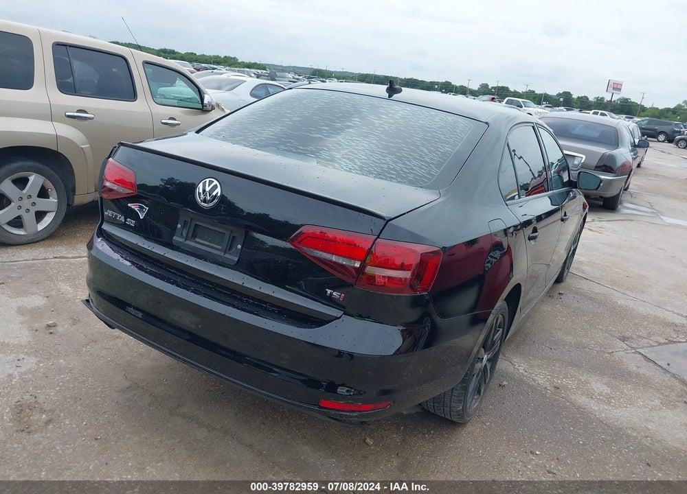 2018 VOLKSWAGEN JETTA 1.8T SE SPORT VIN: 3VWD17AJ6JM226165