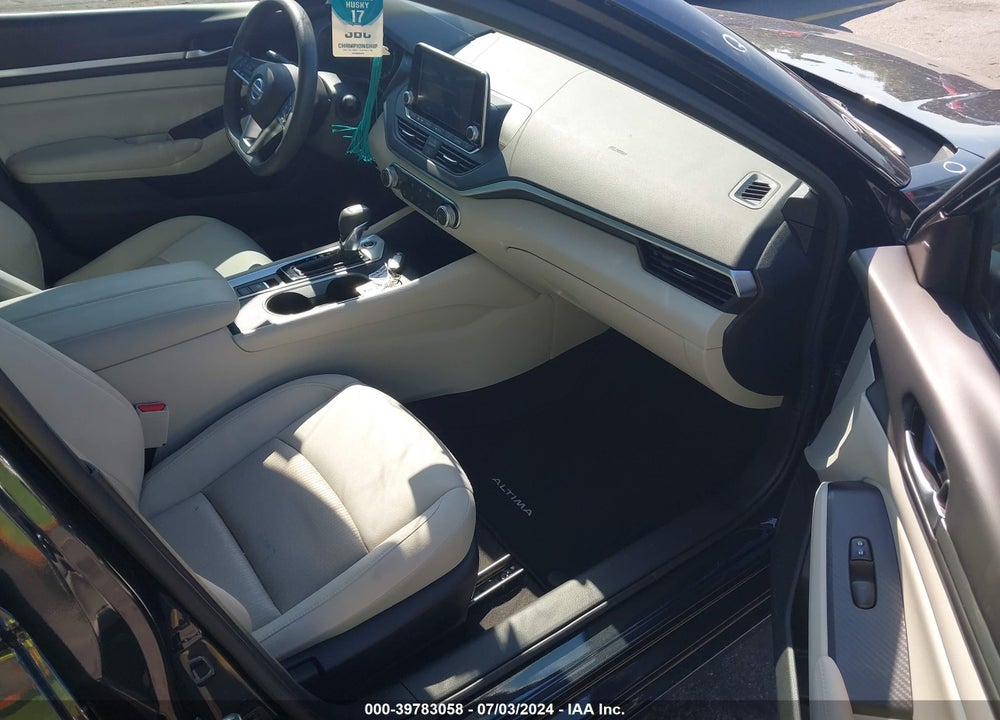 2022 NISSAN ALTIMA SV INTELLIGENT AWD VIN: 1N4BL4DW8NN337683