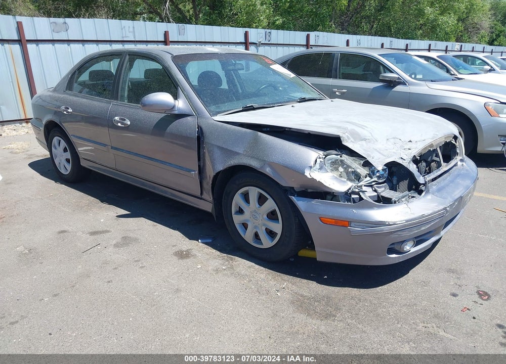 2005 HYUNDAI SONATA GL VIN: KMHWF25S75A178032