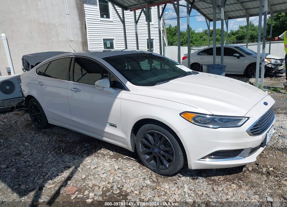 2018 FORD FUSION ENERGI SE LUXURY VIN: 3FA6P0PU4JR199933