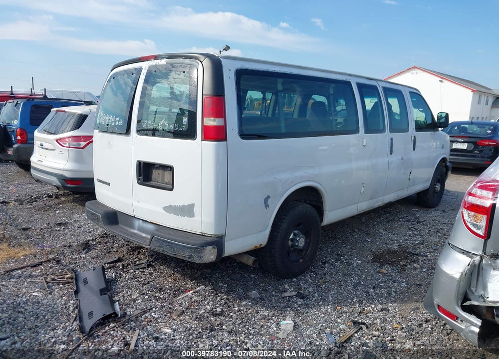 2007 CHEVROLET EXPRESS LS VIN: 1GAHG39U071185279