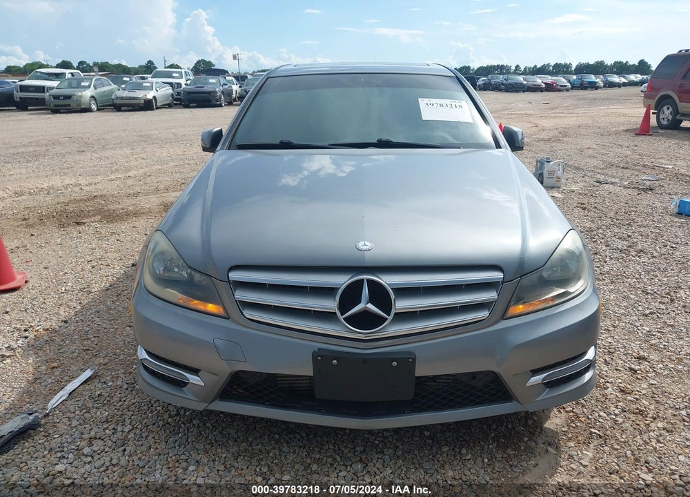 2013 MERCEDES-BENZ C 250 LUXURY/SPORT VIN: WDDGF4HB0DR293948