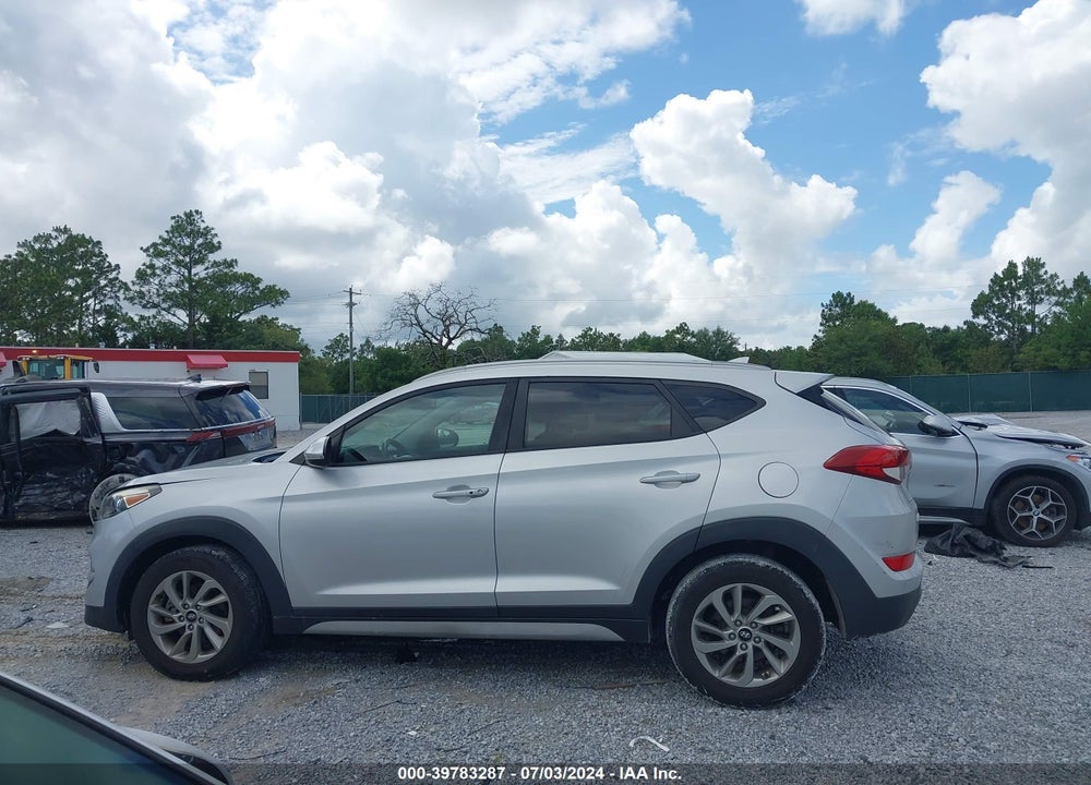 2017 HYUNDAI TUCSON SE PLUS VIN: KM8J3CA42HU526628