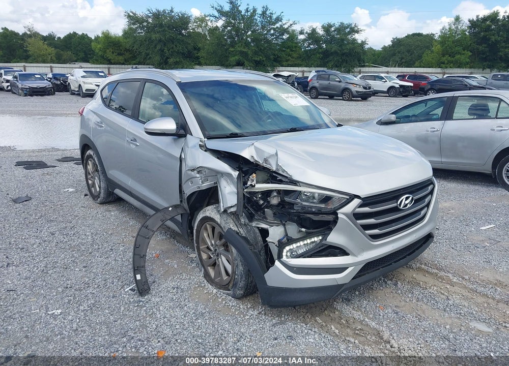 2017 HYUNDAI TUCSON SE PLUS VIN: KM8J3CA42HU526628