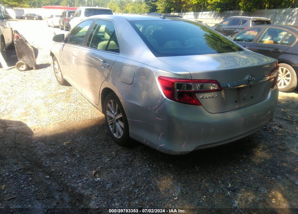 2012 TOYOTA CAMRY XLE VIN: 4T4BF1FK4CR261071