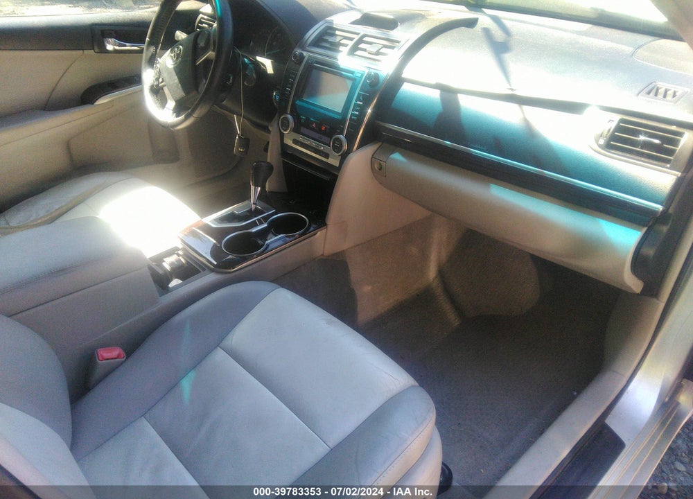 2012 TOYOTA CAMRY XLE VIN: 4T4BF1FK4CR261071