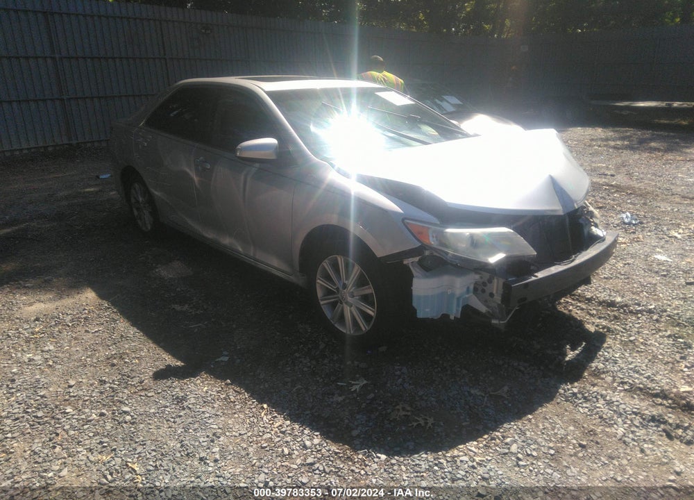 2012 TOYOTA CAMRY XLE VIN: 4T4BF1FK4CR261071