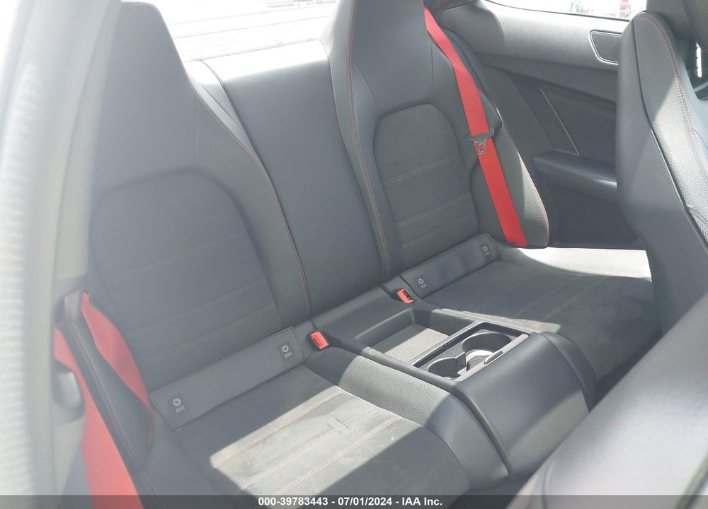 2014 MERCEDES-BENZ C 250 VIN: WDDGJ4HB0EG284887