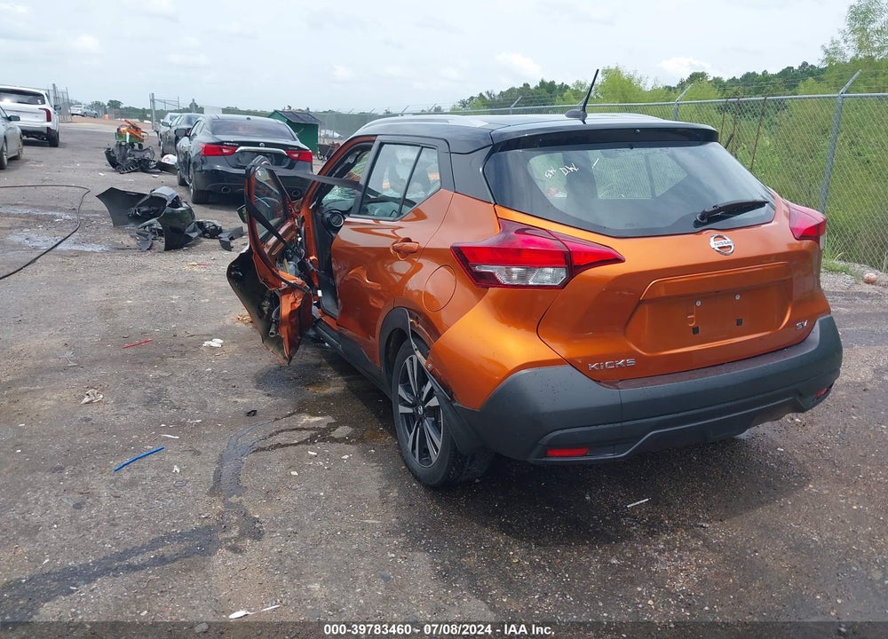 2019 NISSAN KICKS SV VIN: 3N1CP5CU8KL478518