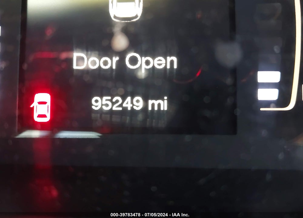 2016 JEEP CHEROKEE LATITUDE VIN: 1C4PJLCB8GW288092