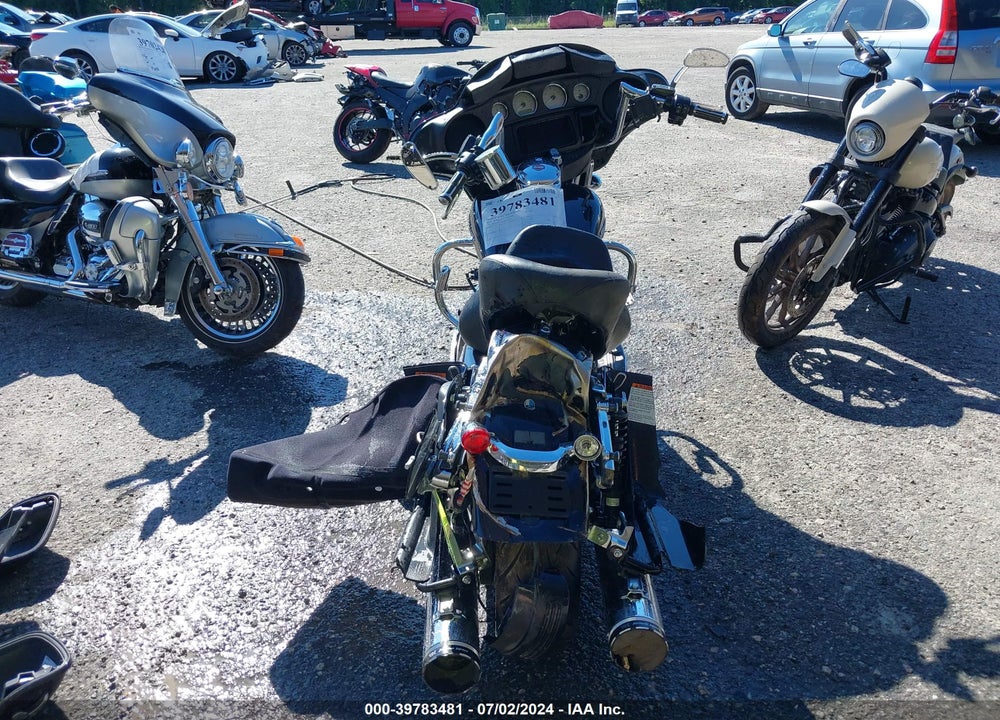 2019 HARLEY-DAVIDSON FLHX VIN: 1HD1KBC1XKB657120