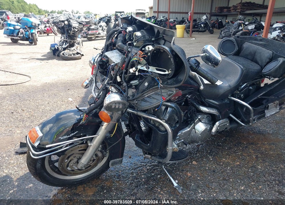 2006 HARLEY-DAVIDSON FLHTCUI VIN: 1HD1FCW166Y636869