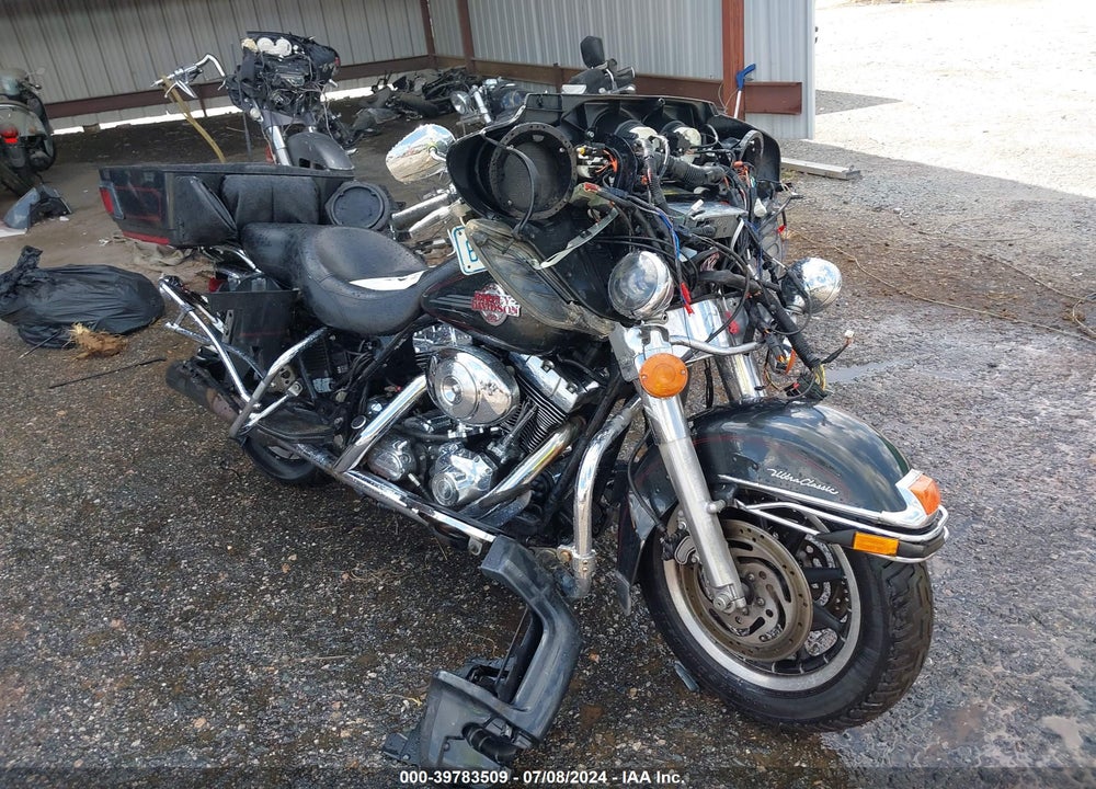 2006 HARLEY-DAVIDSON FLHTCUI VIN: 1HD1FCW166Y636869