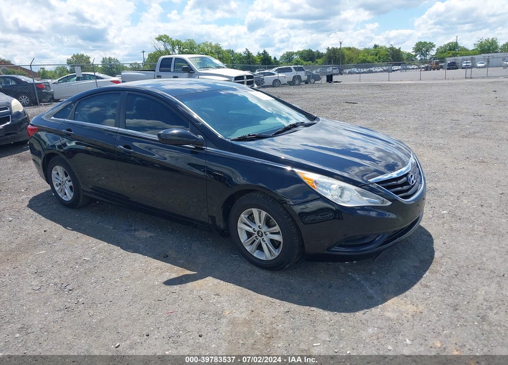 2013 HYUNDAI SONATA GLS VIN: 5NPEB4AC8DH627456