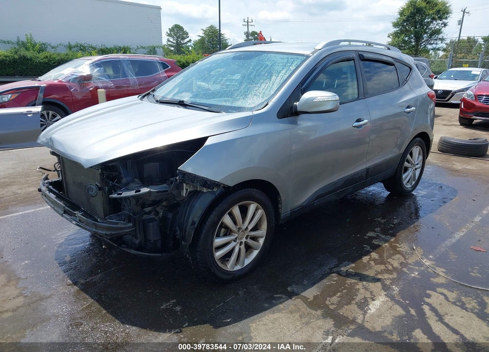 2010 HYUNDAI TUCSON LIMITED VIN: KM8JU3AC0AU079260