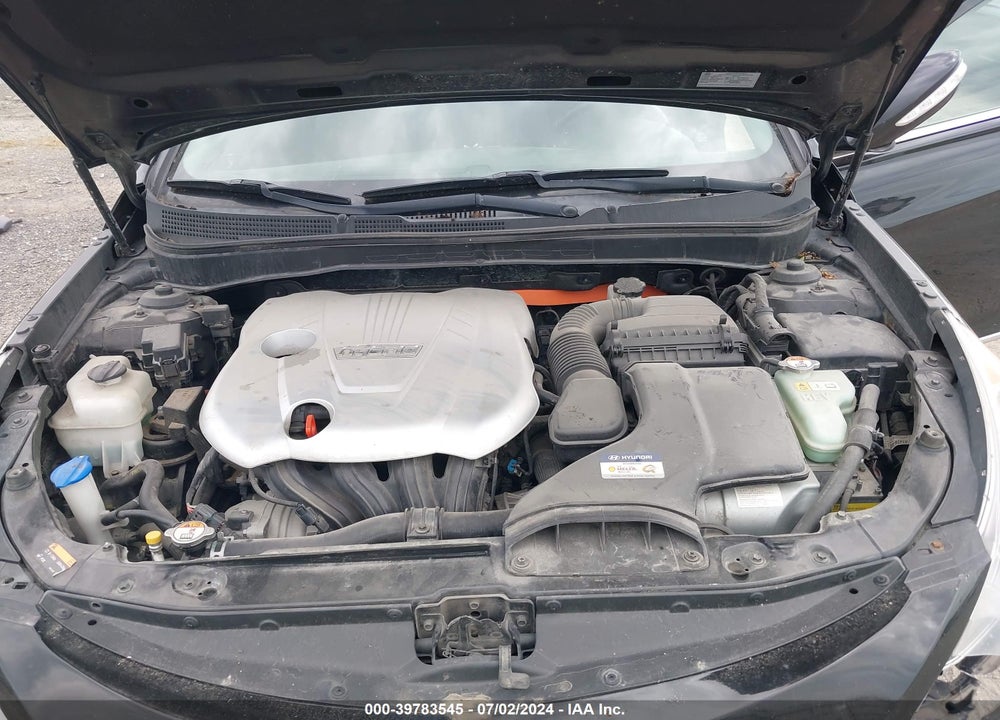 2015 HYUNDAI SONATA HYBRID VIN: KMHEC4A49FA128466