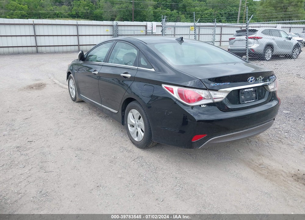 2015 HYUNDAI SONATA HYBRID VIN: KMHEC4A49FA128466