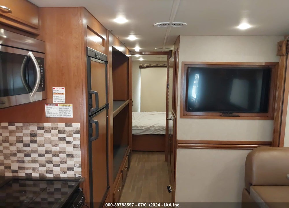 2018 FLEETWOOD F53 VIN: 1F65F5DY6H0A17997
