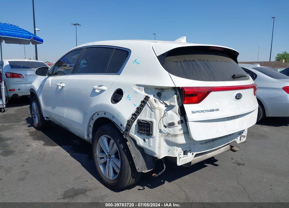 2018 KIA SPORTAGE LX VIN: KNDPM3AC5J7387277