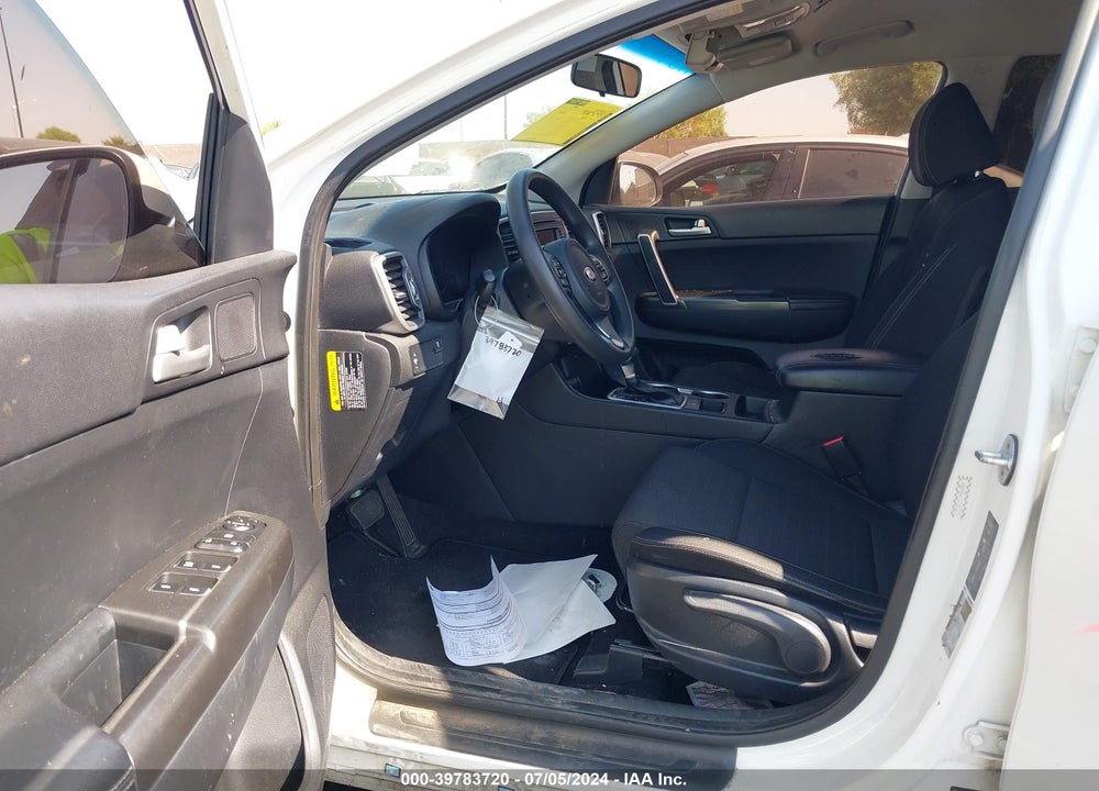 2018 KIA SPORTAGE LX VIN: KNDPM3AC5J7387277