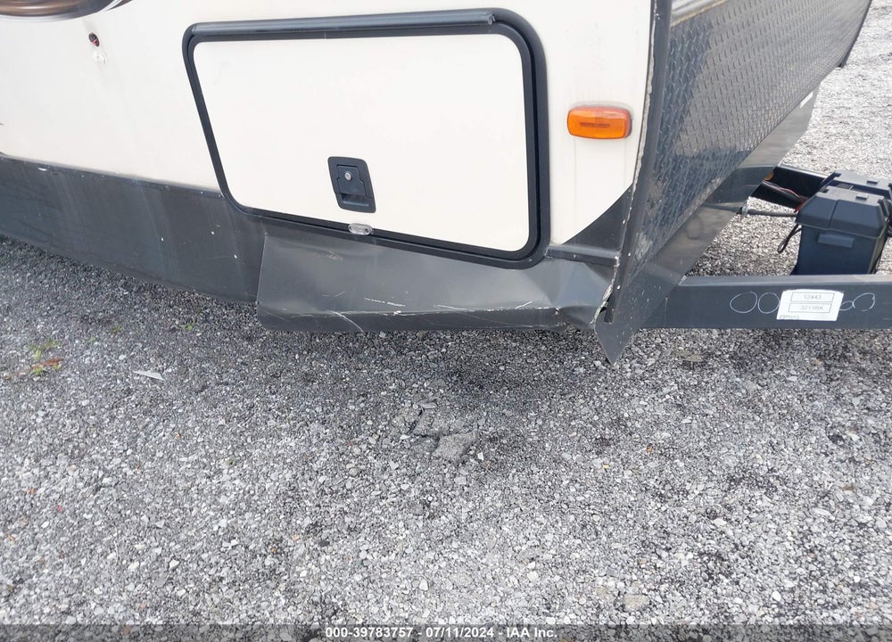 2018 OTHER --- VIN: 5ZT2LCXB8JB009560