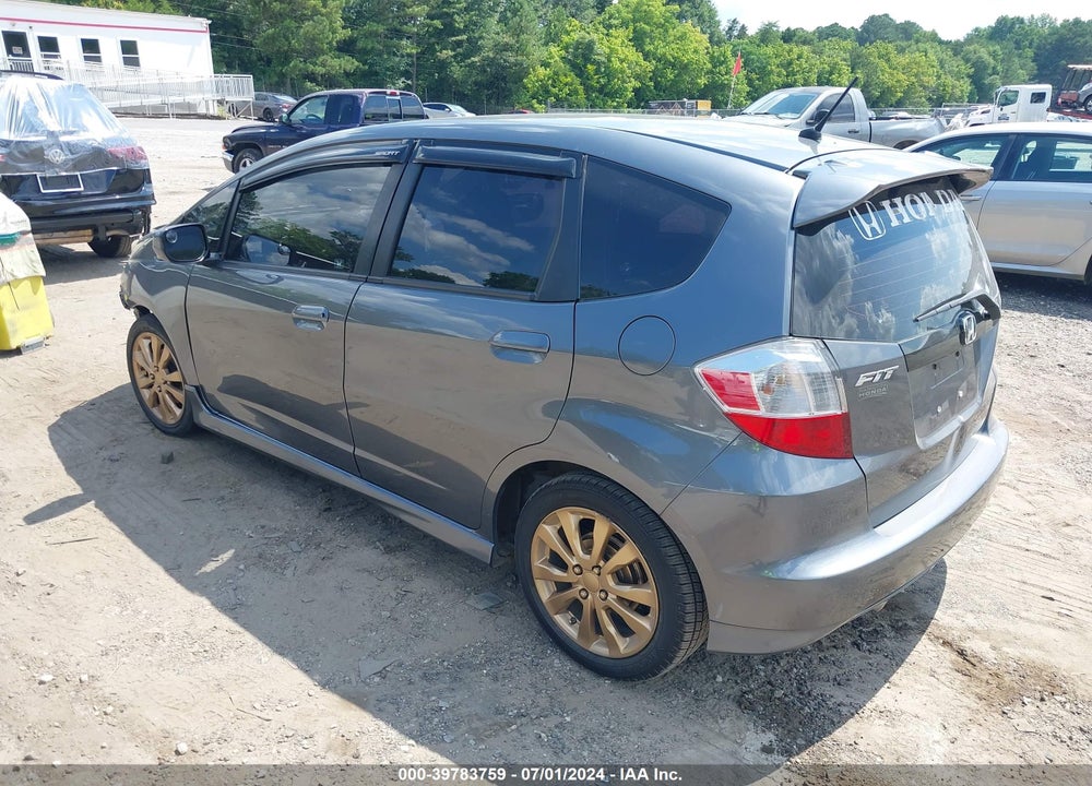 2013 HONDA FIT SPORT VIN: JHMGE8H55DC049566