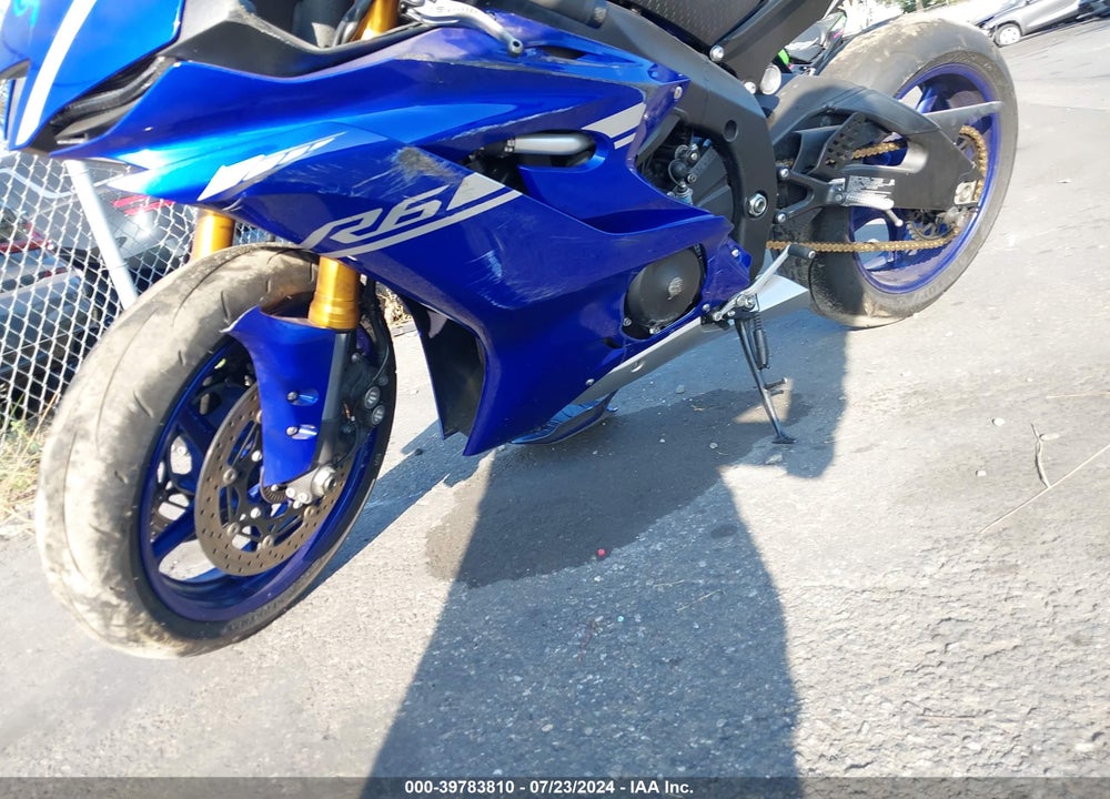 2017 YAMAHA YZFR6 C VIN: JYARJ28Y9HA000185