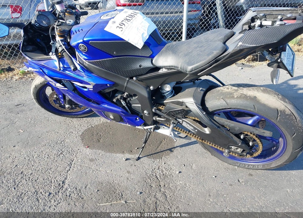 2017 YAMAHA YZFR6 C VIN: JYARJ28Y9HA000185