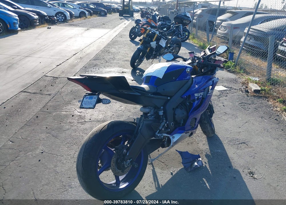 2017 YAMAHA YZFR6 C VIN: JYARJ28Y9HA000185
