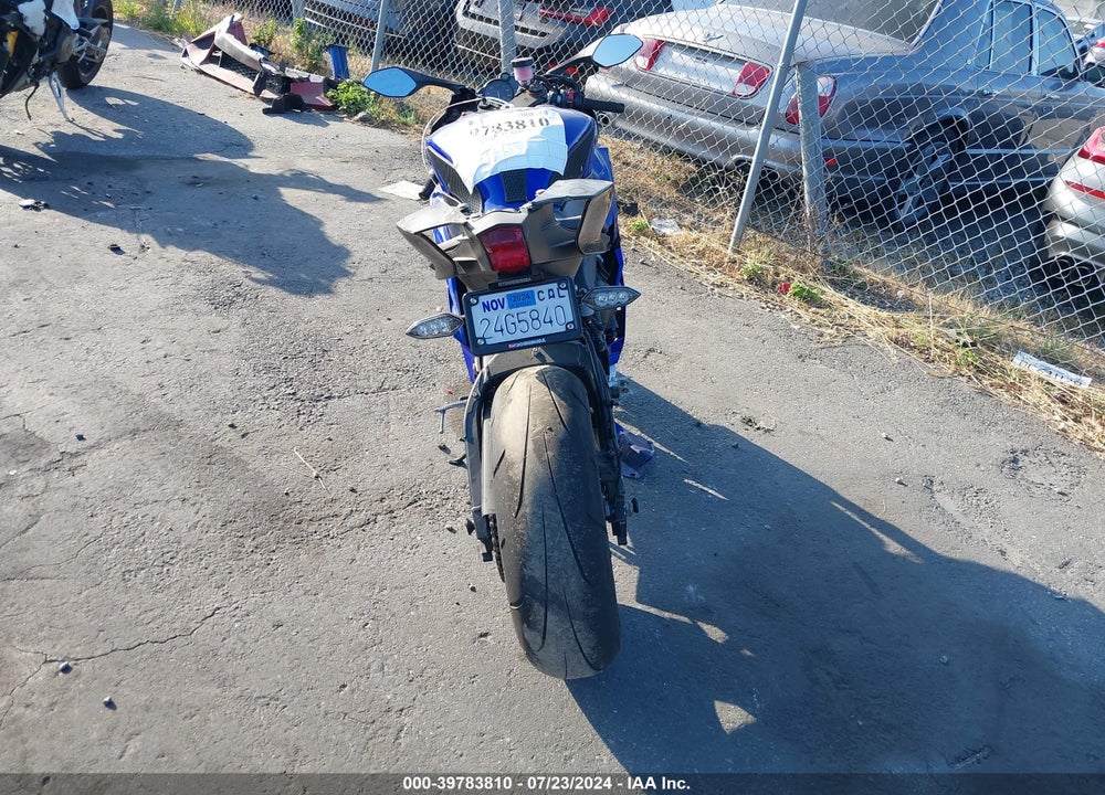 2017 YAMAHA YZFR6 C VIN: JYARJ28Y9HA000185