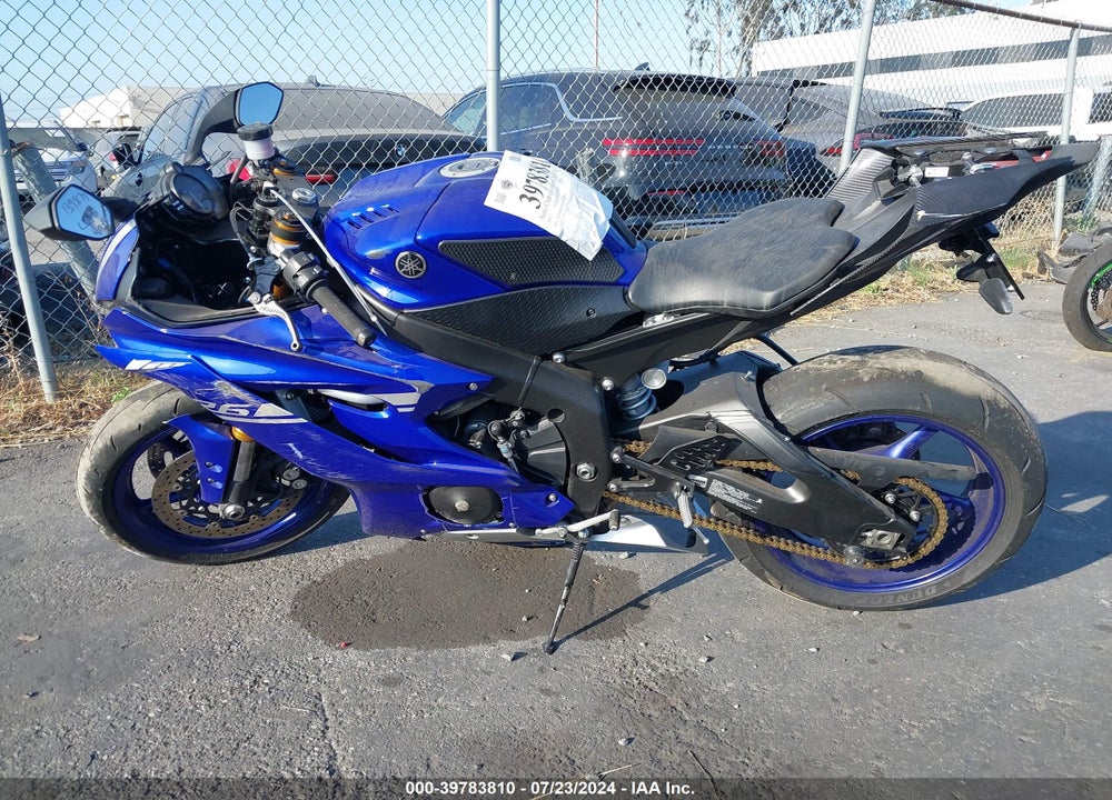 2017 YAMAHA YZFR6 C VIN: JYARJ28Y9HA000185