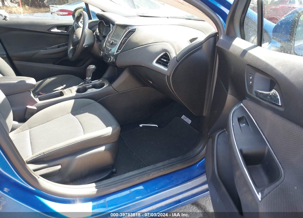 2017 CHEVROLET CRUZE LT AUTO VIN: 3G1BE6SM5HS608400