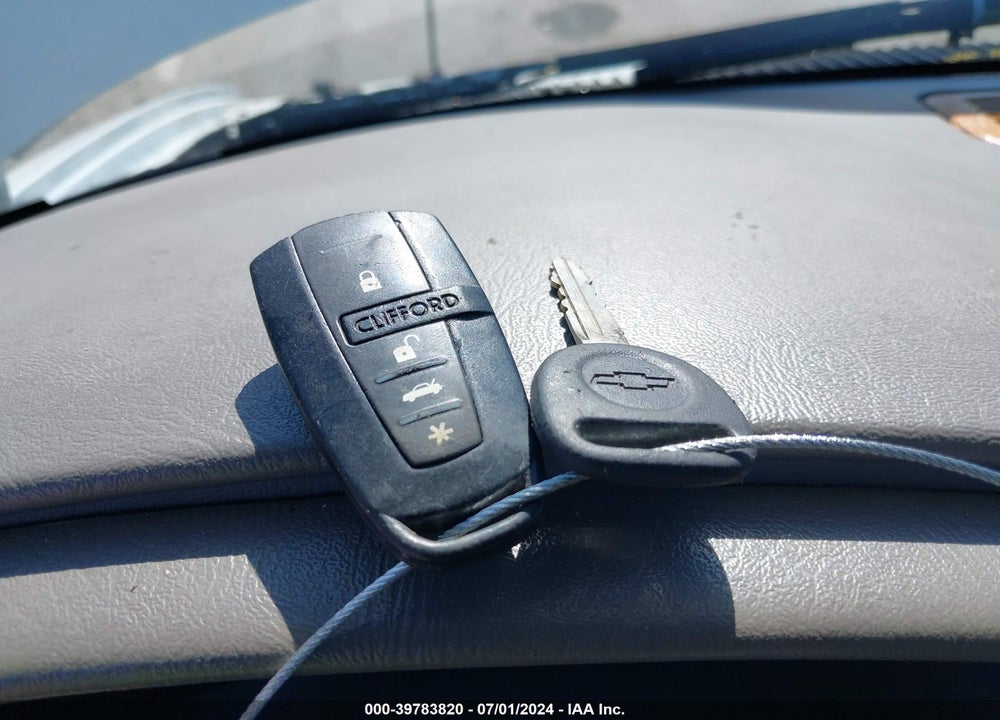 2004 CHEVROLET ASTRO VIN: 1GNEL19X64B116548