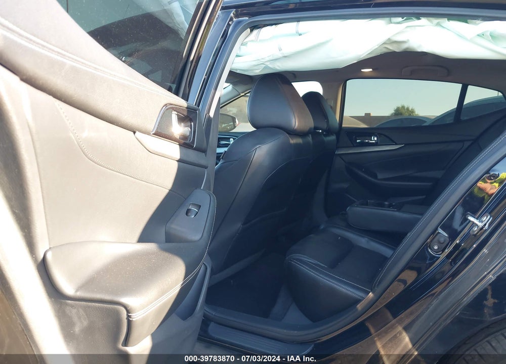 2017 NISSAN MAXIMA 3.5 SL VIN: 1N4AA6AP4HC448788