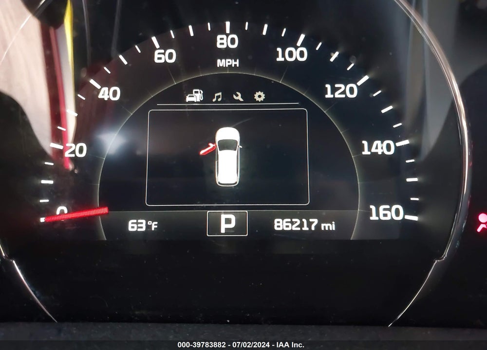 2018 KIA SORENTO 3.3L LX VIN: 5XYPG4A55JG375132