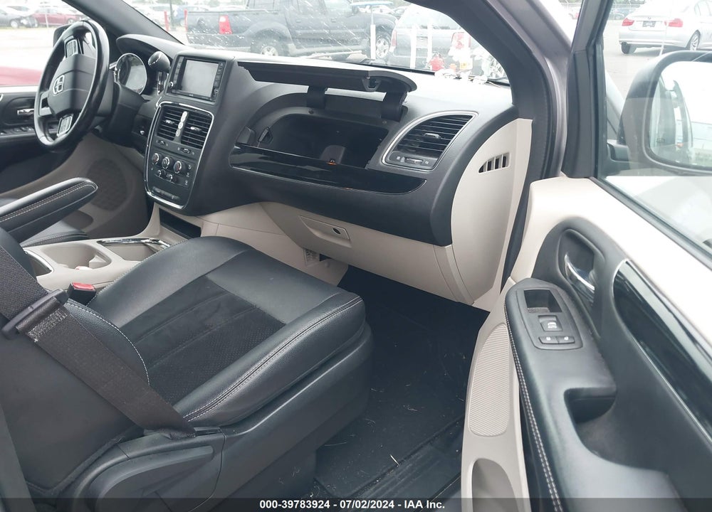 2017 DODGE GRAND CARAVAN SXT VIN: 2C4RDGCGXHR864567