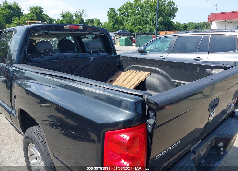 2011 RAM DAKOTA BIGHORN/LONESTAR VIN: 1D7RE3GK5BS656256