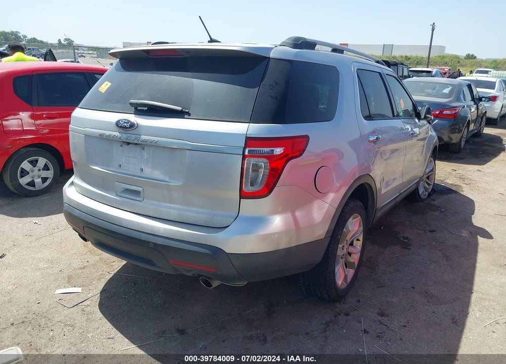 2012 FORD EXPLORER XLT VIN: 1FMHK7D82CGA54817