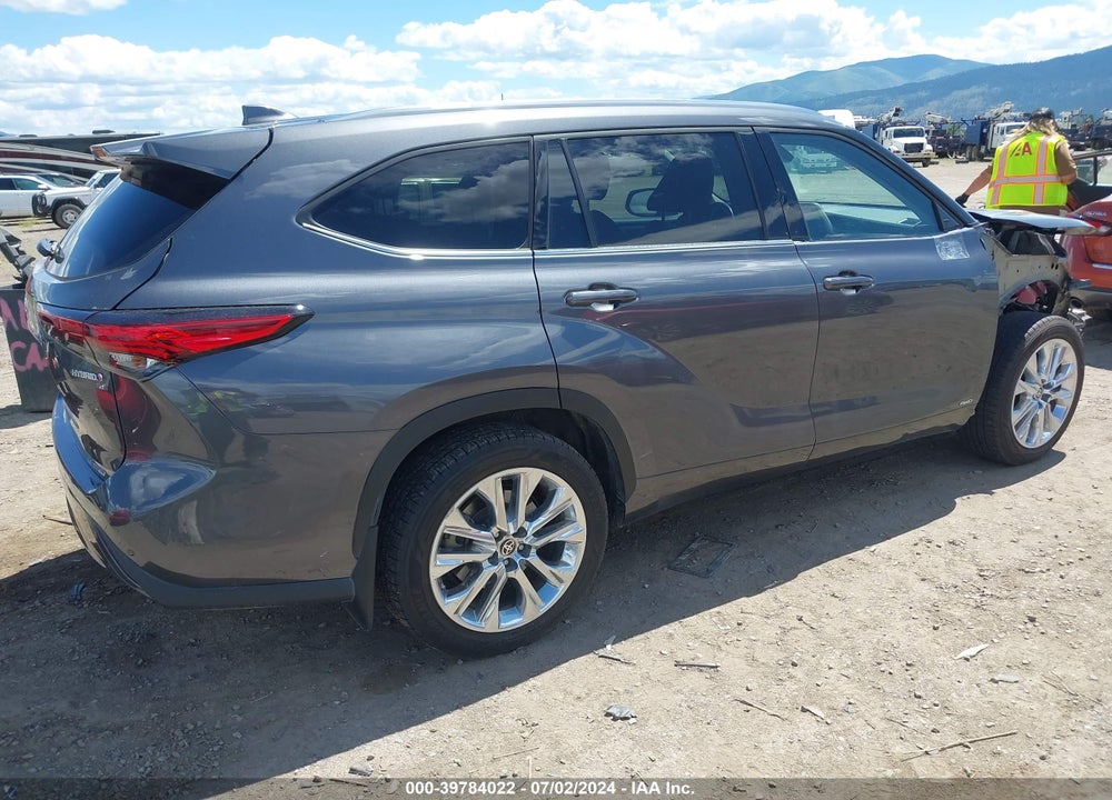 2023 TOYOTA HIGHLANDER HYBRID LIMITED VIN: 5TDXBRCH5PS563924