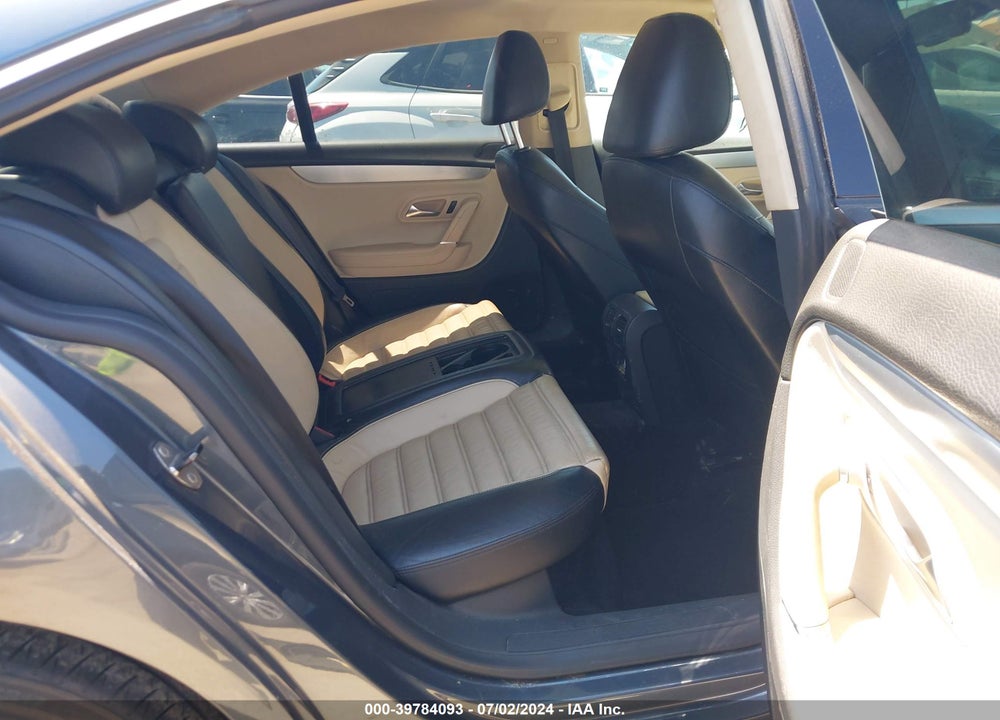 2010 VOLKSWAGEN CC LUXURY VIN: WVWHL7AN8AE524305