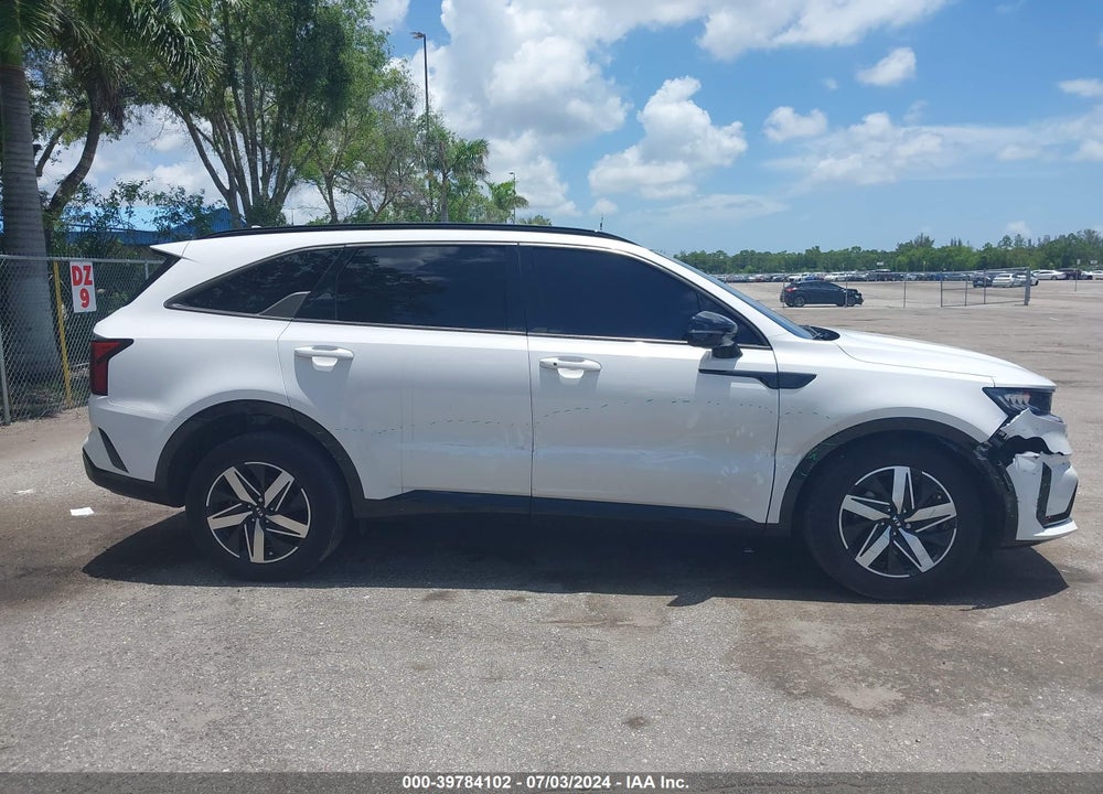 2021 KIA SORENTO S VIN: 5XYRL4LC7MG006101