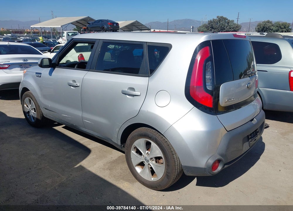 2015 KIA SOUL VIN: KNDJN2A27F7777812