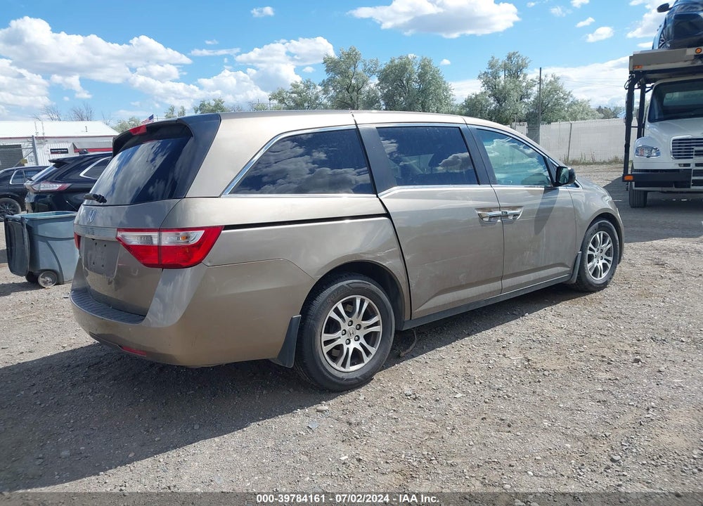 2011 HONDA ODYSSEY VIN: 5FNRL5H64BB096952